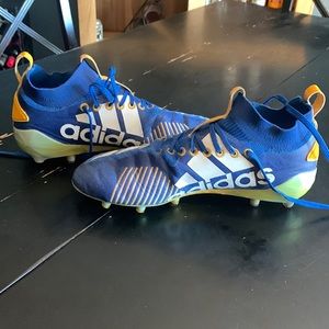 Mens Addias football cleats
